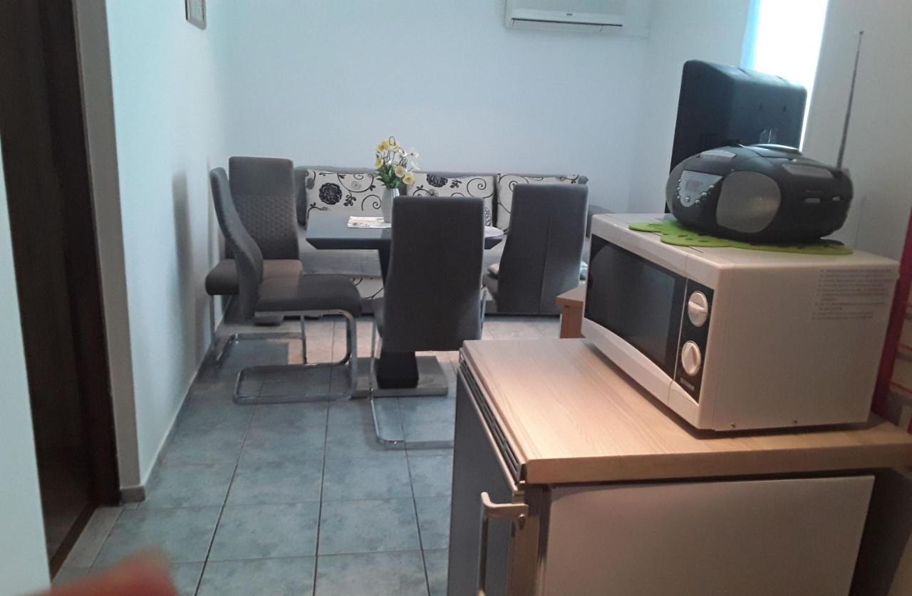 Navy Apartments Ядраново Екстериор снимка