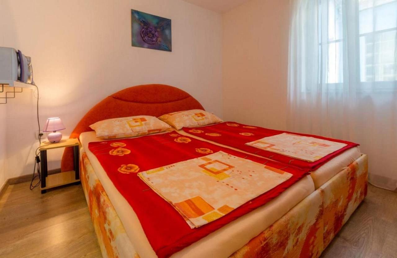 Navy Apartments Ядраново Екстериор снимка