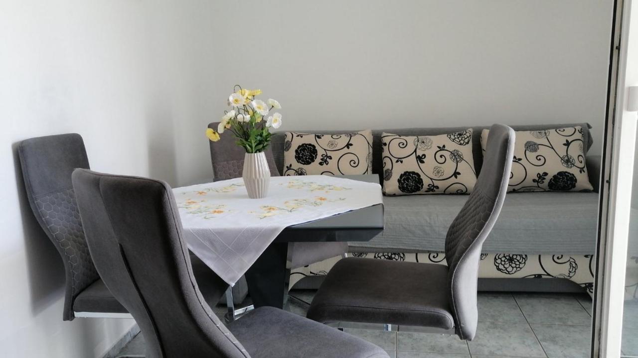 Navy Apartments Ядраново Екстериор снимка